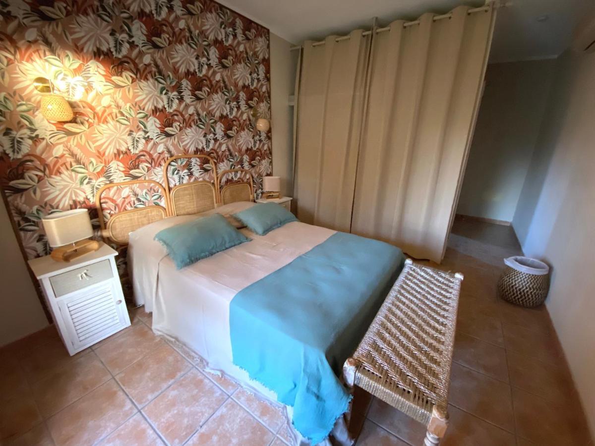 Hotel Du Pont De L'Oso Леччи Екстериор снимка