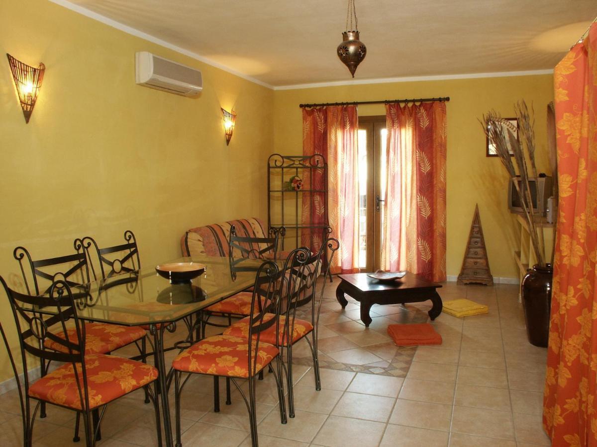 Hotel Du Pont De L'Oso Леччи Екстериор снимка